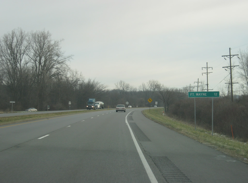 Aerial view of the 94-acre hard corner site at US Route 24 and SR-49 in Antwerp, Ohio